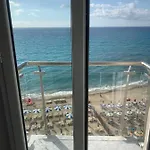 Vela D'oro Sul Mare *