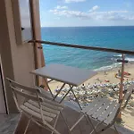 Vela D’oro Sul Mare Pietra Ligure
